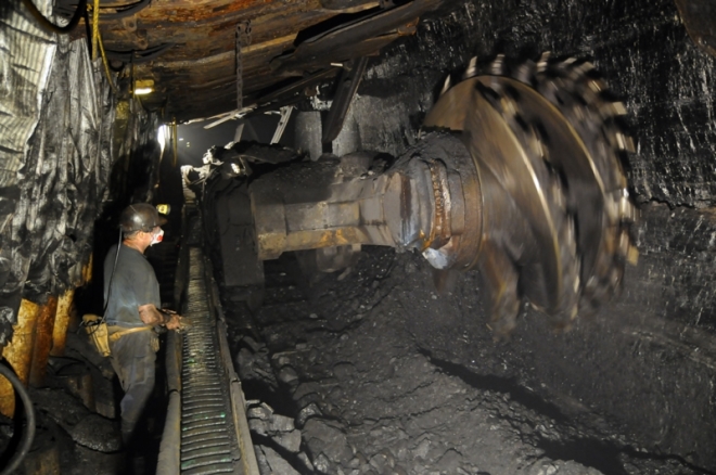 Kompania Węglowa: zarząd wycofał się z wypowiedzenia porozumienia z górnikami, Archiwum