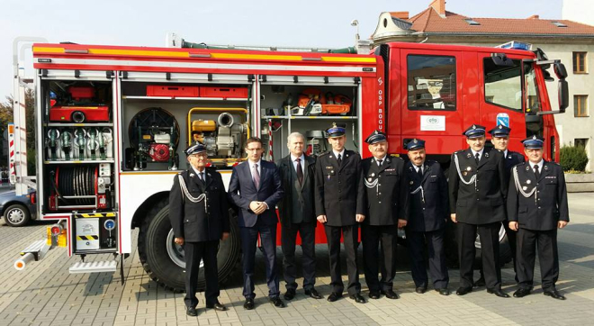 Strażacy z Boguszowic mają nowy wóz strażacki. Zastąpi w służbie 30-letniego Jelcza, UM Rybnik