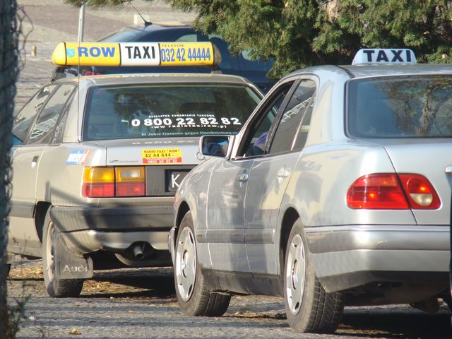 Prezydent ustępuje taksówkarzom, Patrycja Wróblewska