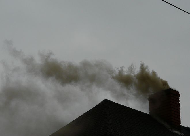 Wyjście smoga: porównają paliwa stosowane w domowych kotłowniach, 